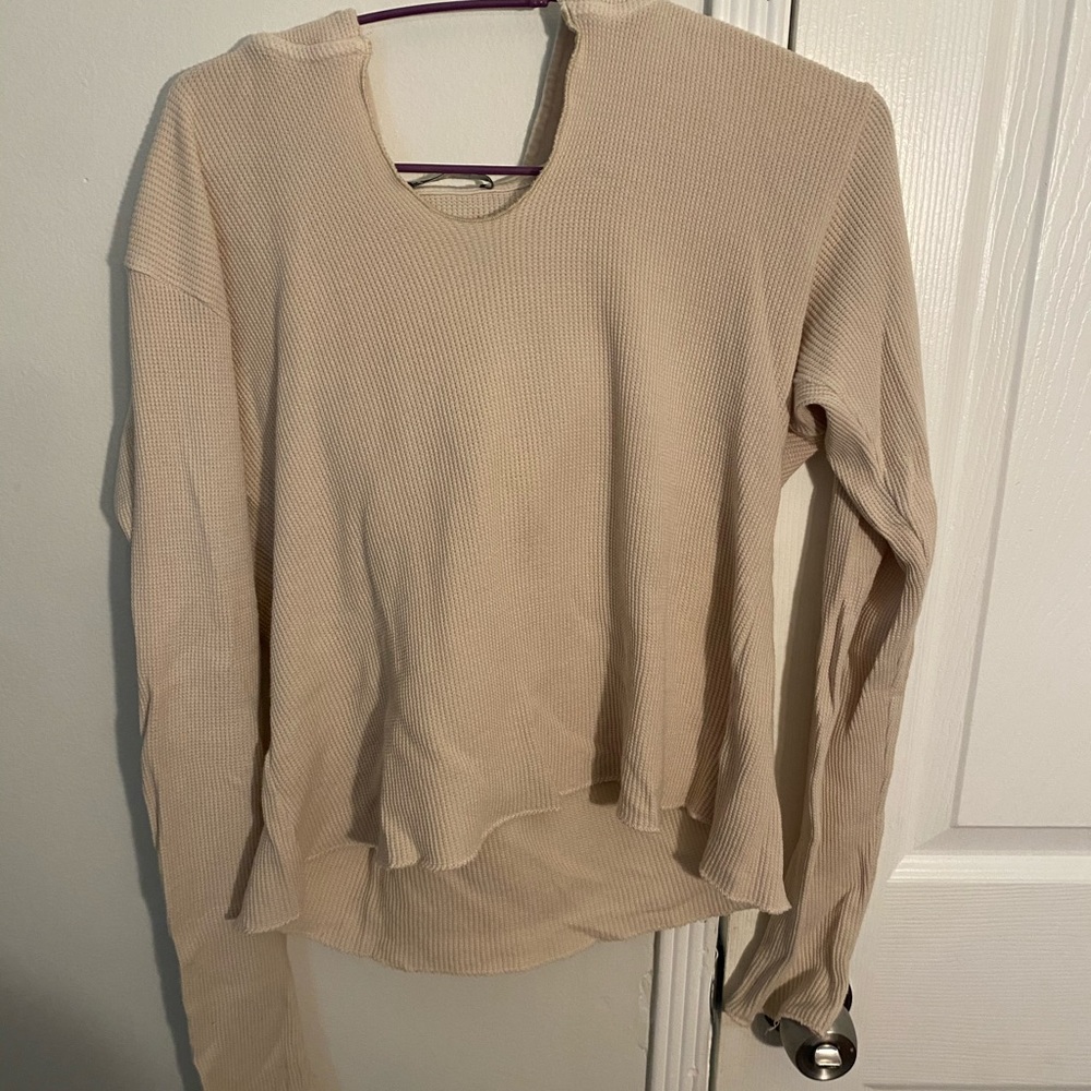 Brandy Melville sweater
